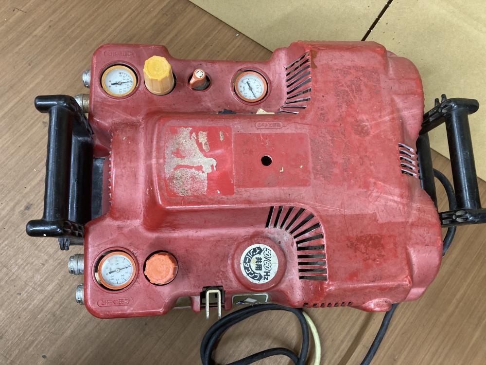 MAX スーパーエアコンプレッサー AK-HL-1050E ※コード補修あり、使用感 