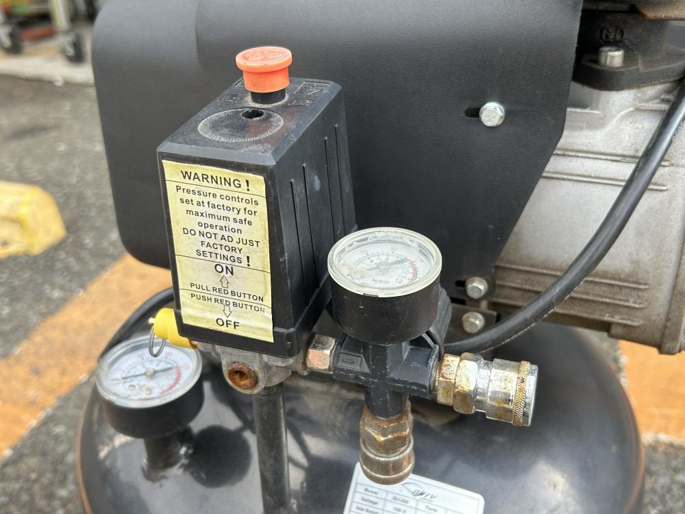 DUTYJAPAN コンプレッサー タンク40ℓ 中古品 【ハンズクラフト宜野湾店】