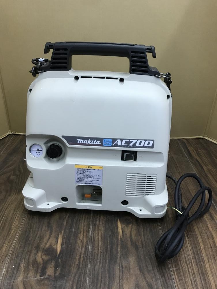 78％以上節約 マキタ Makita エアコンプレッサ 一般圧 5L AC700 fisd.lk