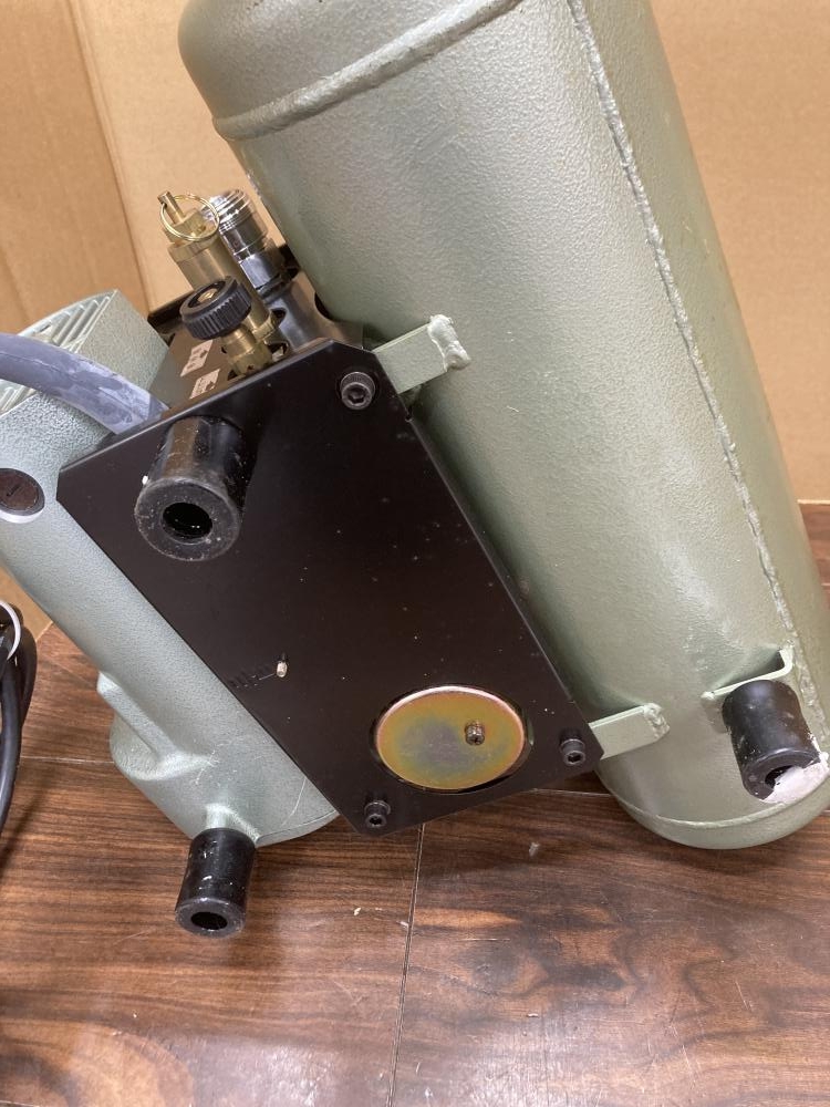 マキタ AC6001 コンプレッサー マキタ 常圧コンプレッサー AC6001の中古 中古C傷汚れあり 《埼玉