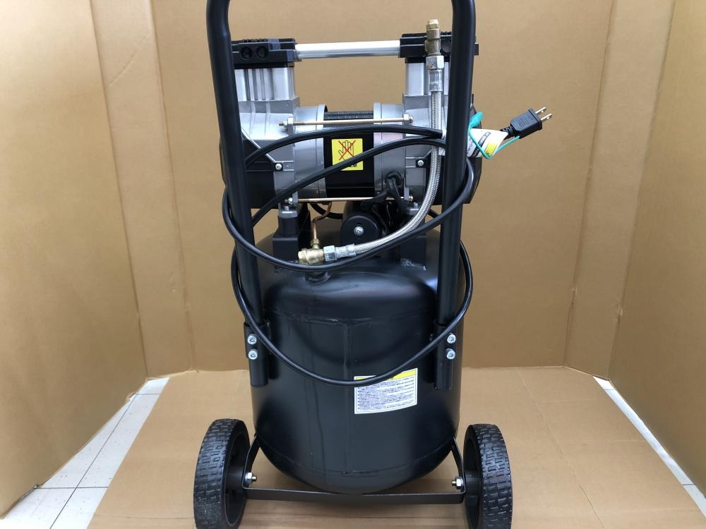 アストロ AP041022 コンプレッサー 中古品 ※動作問題無しですが音が