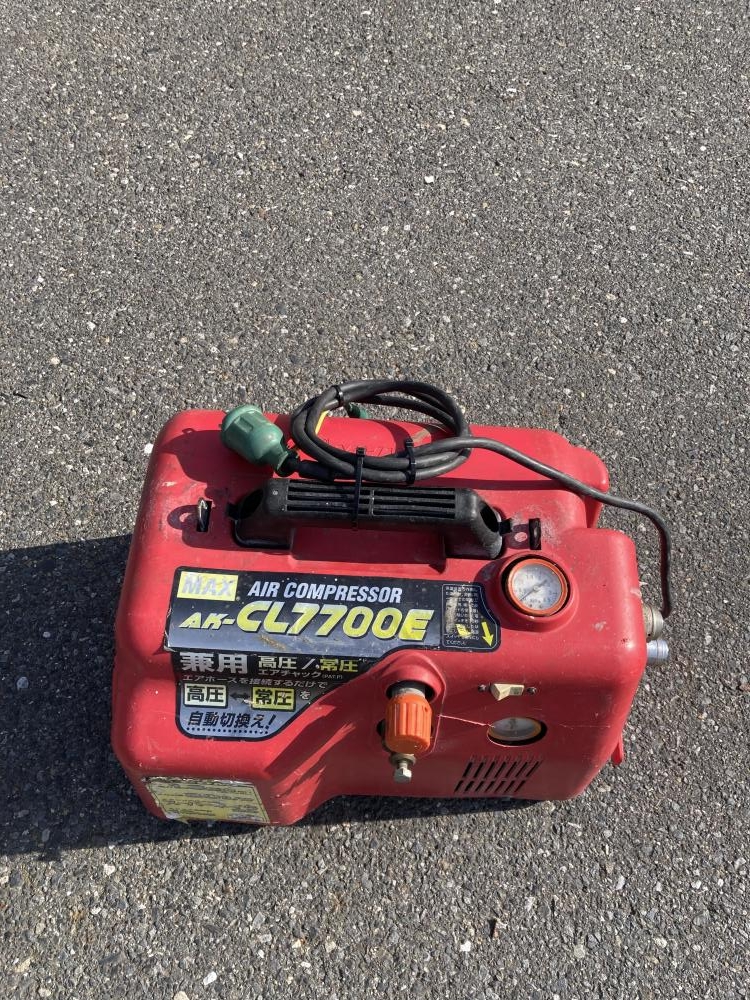 MAX ハンディコンプレッサー AK-CL7700Eの中古 中古C傷汚れあり 《東京 