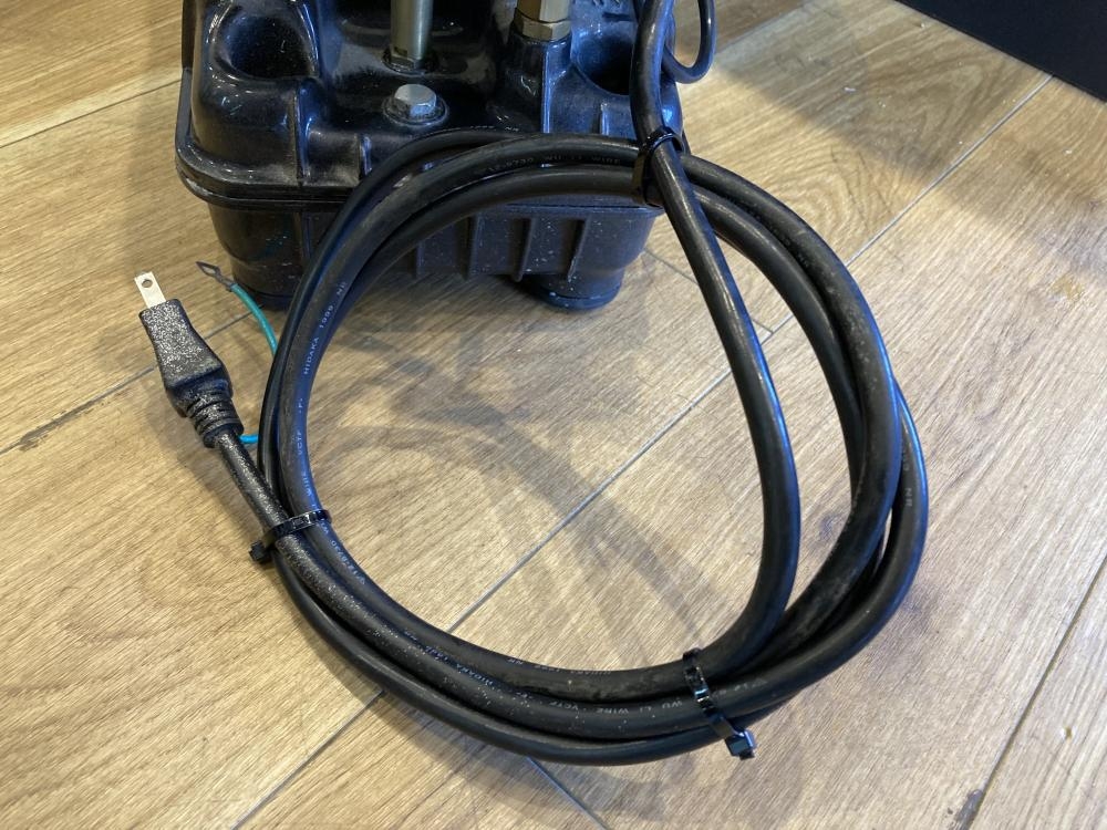 makita/マキタ エアコンプレッサ 100V MAC600 - 中古工具・プロ