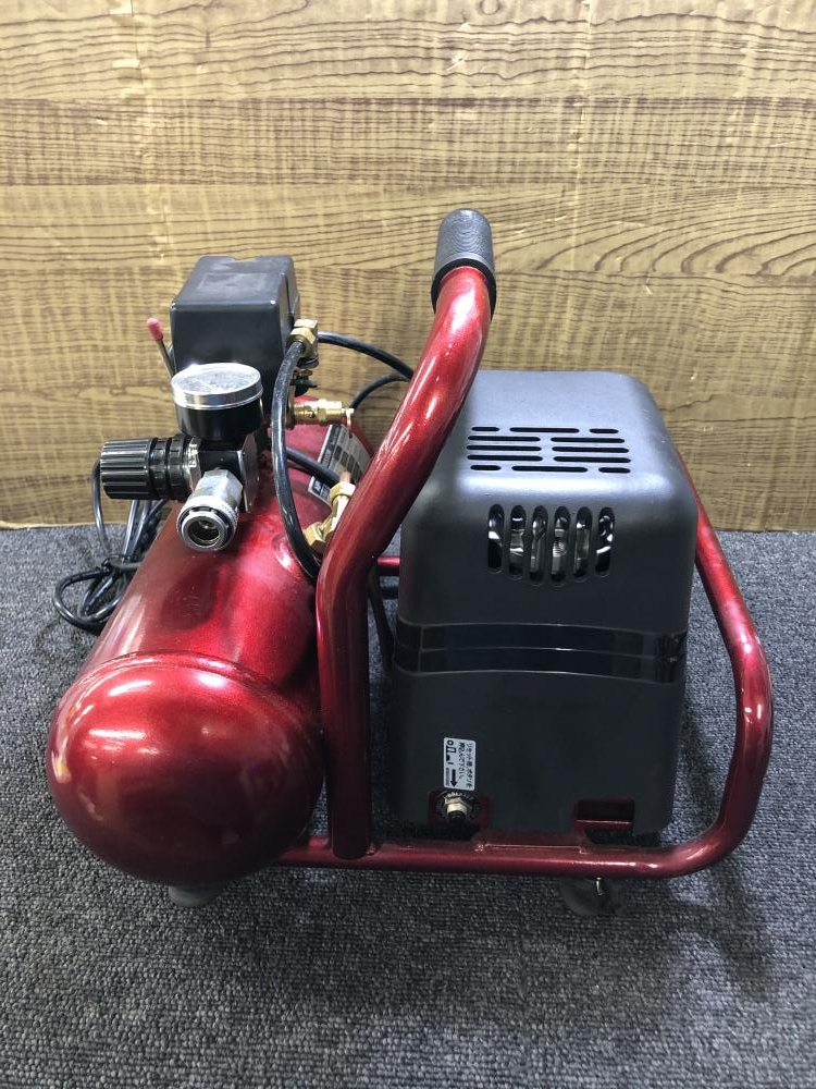 ジャンク品SK11 オイルレス エアーコンプレッサー SW-045 タンク容量 4L 低騒音モデル SW-L04SPF-01 