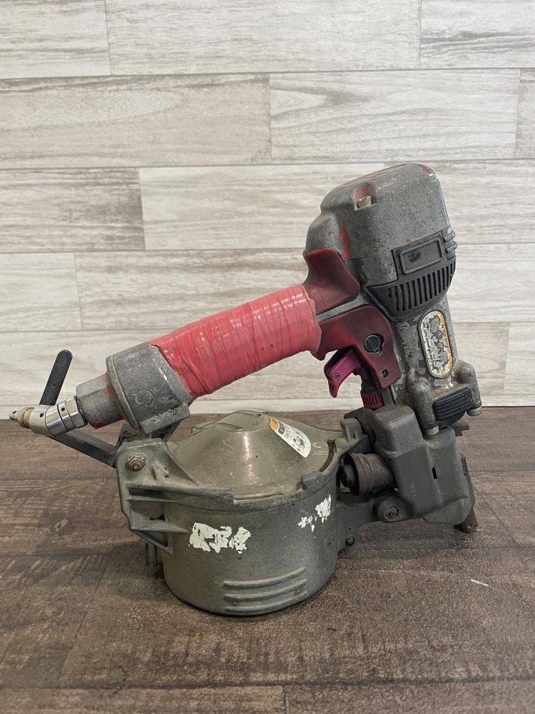 マックス MAX 釘打機 常圧コイルネイラ CN505の中古 中古C傷汚れあり 