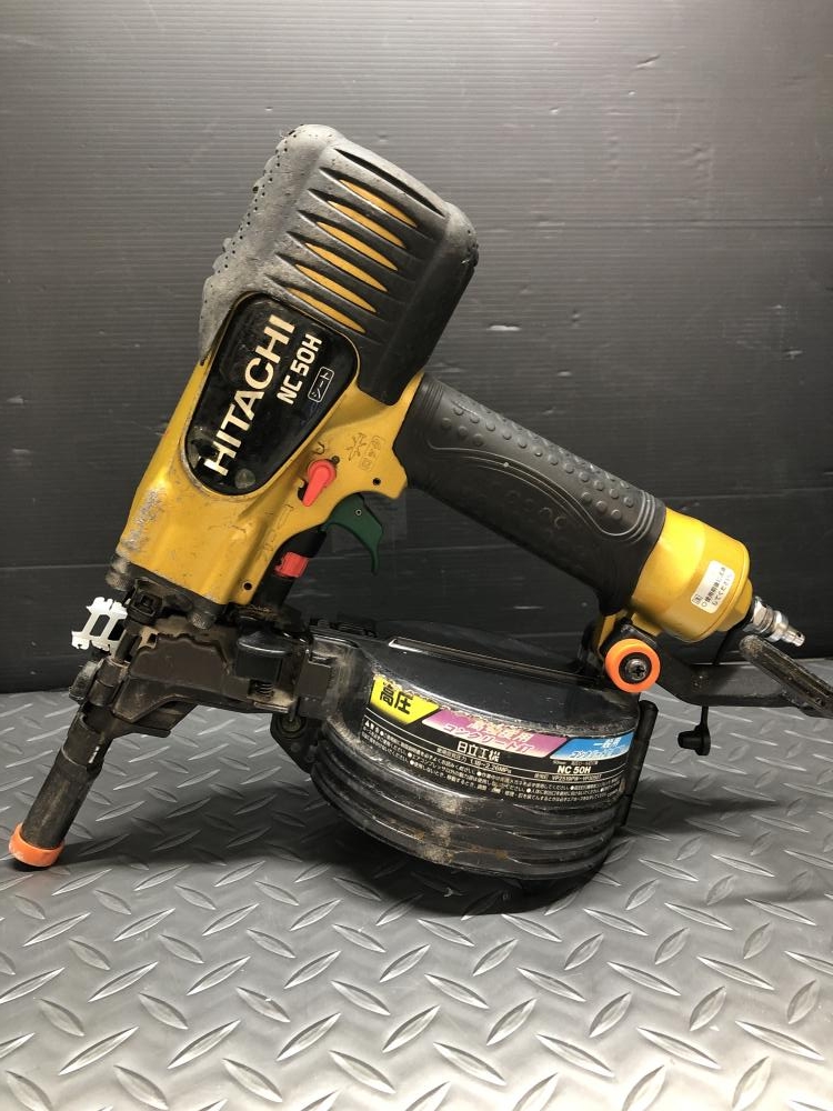 日立 HITACHI コンクリート釘打機 NC50Hの中古 中古B使用感あり 《大阪