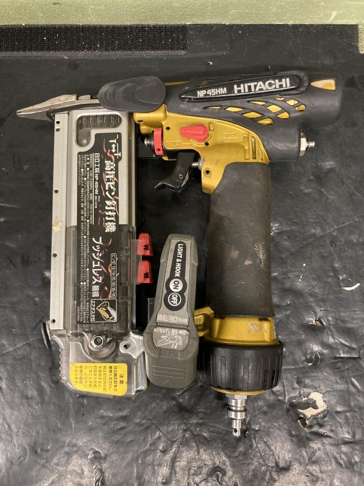 日立工機 45mm高圧ピン釘打機 NP45HM 現状品の中古 中古C傷汚れあり  