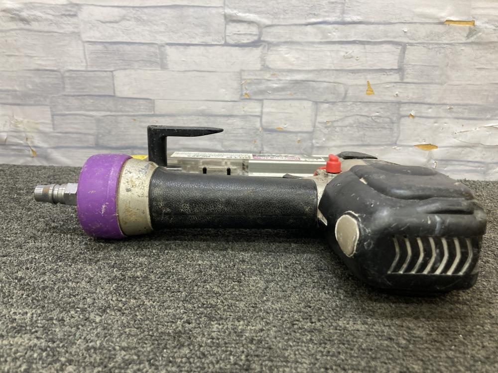 日立 HITACHI 45mm常圧ピン釘打ち機 NP45Aの中古 中古C傷汚れあり