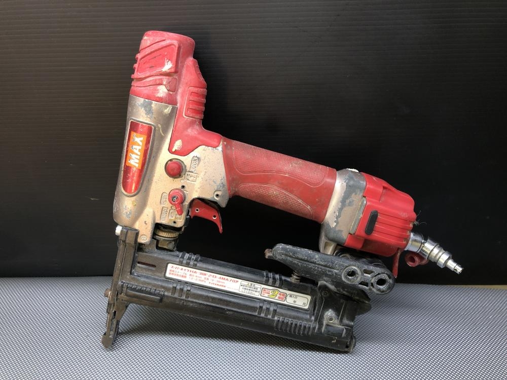 MAX 高圧フロアタッカ HA-38F2/4MAの中古 ジャンク 《大阪 MAX 高圧フロアタッカ HA-38F2/4MAの中古 ジャンク 《大阪