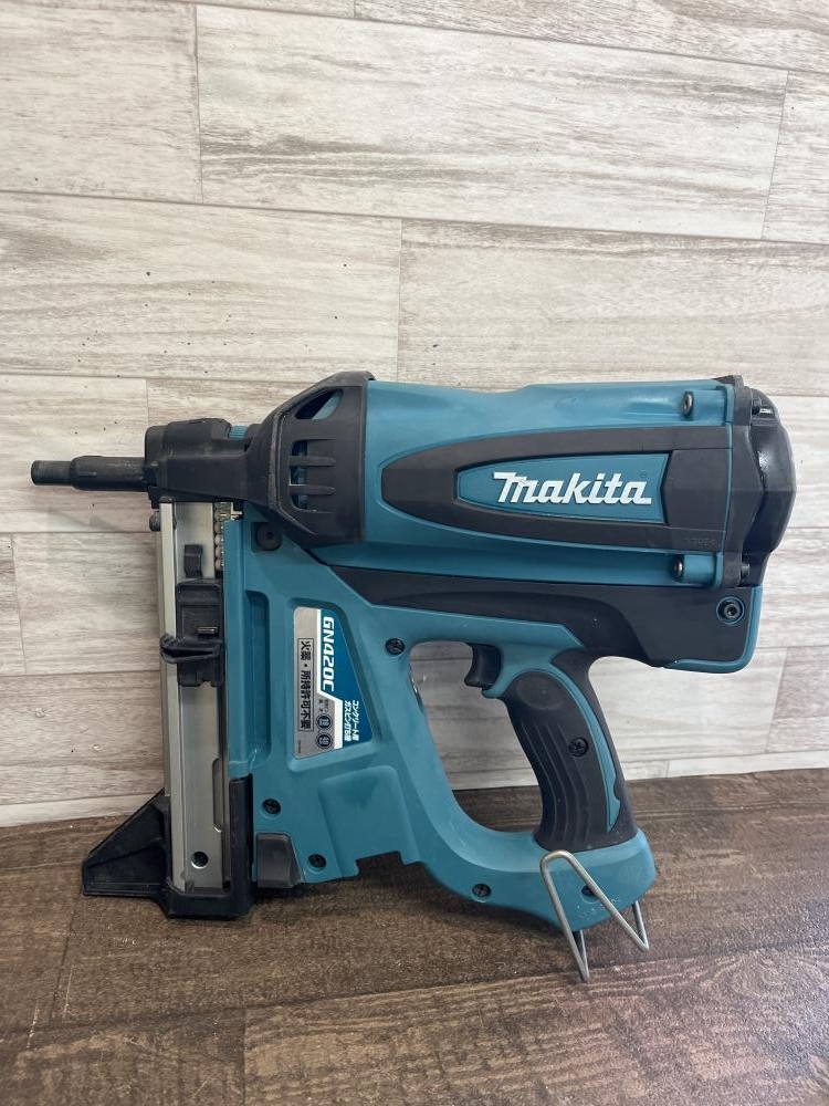 マキタ makita コンクリート用ガスピン打ち機 GN420Cの中古 中古 マキタ makita コンクリート用ガスピン打ち機 GN420Cの中古 中古