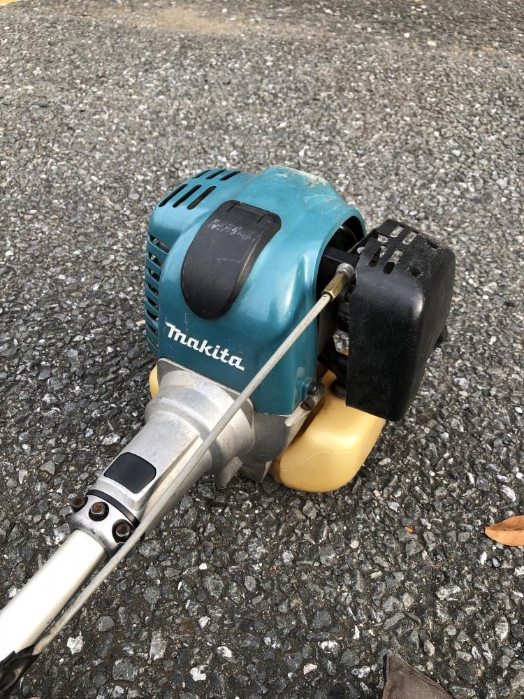 マキタ makita 刈払機 MEM428の中古 中古C傷汚れあり 《埼玉・川越》中古工具販売の専門店│ ツールオフ川越店 ｜中古工具販売のツールオフ