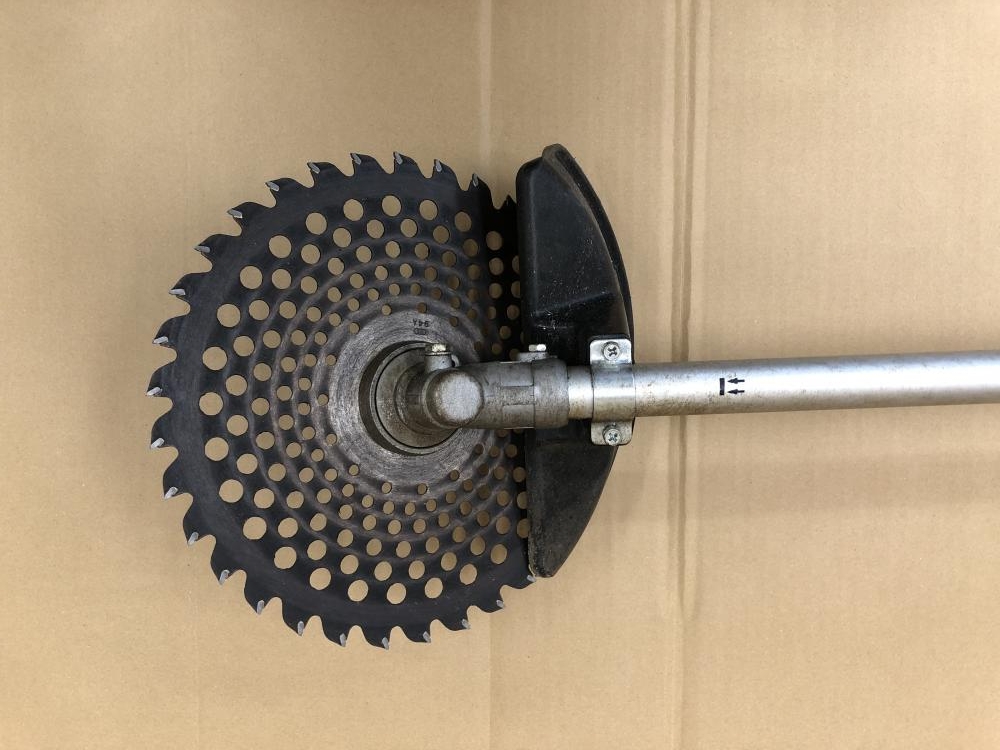 丸山製作所 エンジン刈払機 BK201の中古 中古B使用感あり 《神奈川
