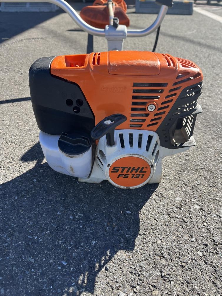 STIHL スチール エンジン刈払い機 FS131の中古 中古C傷汚れあり 《埼玉・入間》中古工具販売の専門店│ ツールオフ所沢入間店  ｜中古工具販売のツールオフ