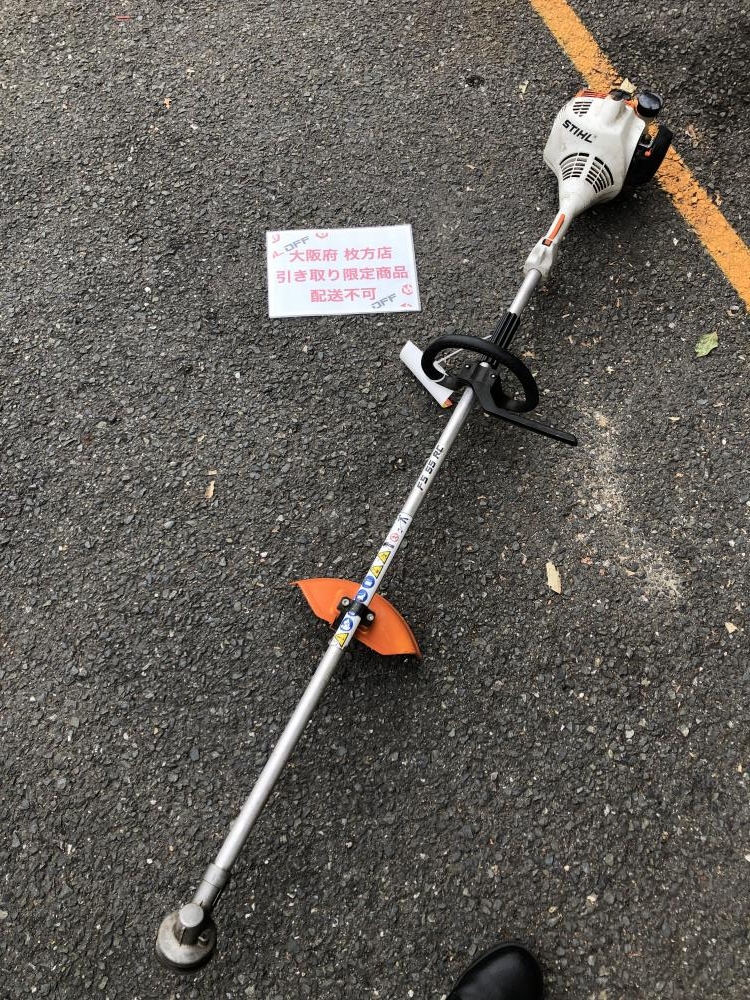 スチール STIHL エンジン式刈払機 FS55RCの中古 中古B使用感あり 《大阪・枚方》中古工具販売の専門店│ ツールオフ枚方店 ｜中古 工具販売のツールオフ