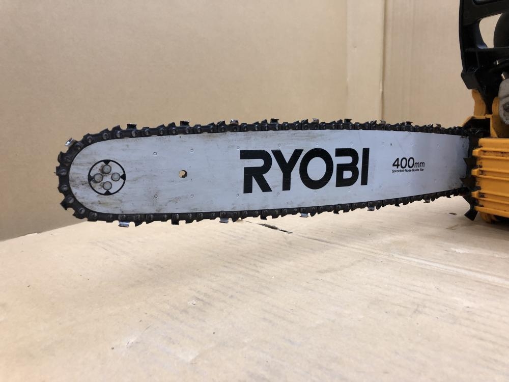 リョービ RYOBI エンジンチェンソー ESK-3740の中古 中古C傷汚れあり 《千葉・柏》中古工具販売の専門店│ ツールオフ柏店  ｜中古工具販売のツールオフ