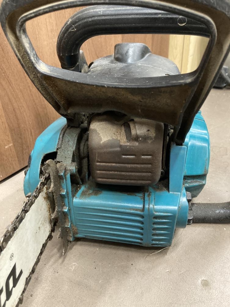 【ジャンク】Makita　マキタ　チェンソー　MEA3201　リサイクルショップ宮崎屋佐土原店22.10.30K Makita - MAKITA マキタ/エンジンチェーンソー/MEA3201M/280570/B