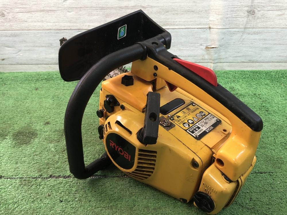 RYOBI リョービ エンジンチェーンソー ES-2500Vの中古 中古C傷汚れあり 《大阪・茨木》中古工具販売の専門店│ ツールオフ茨木店  ｜中古工具販売のツールオフ