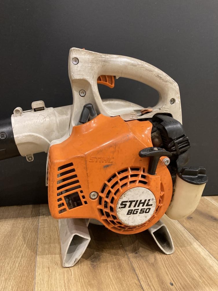 STIHL エンジンブロワ BG50の中古 中古C傷汚れあり 《埼玉・上尾》中古工具販売の専門店│ ツールオフ上尾店 ｜中古工具販売のツールオフ