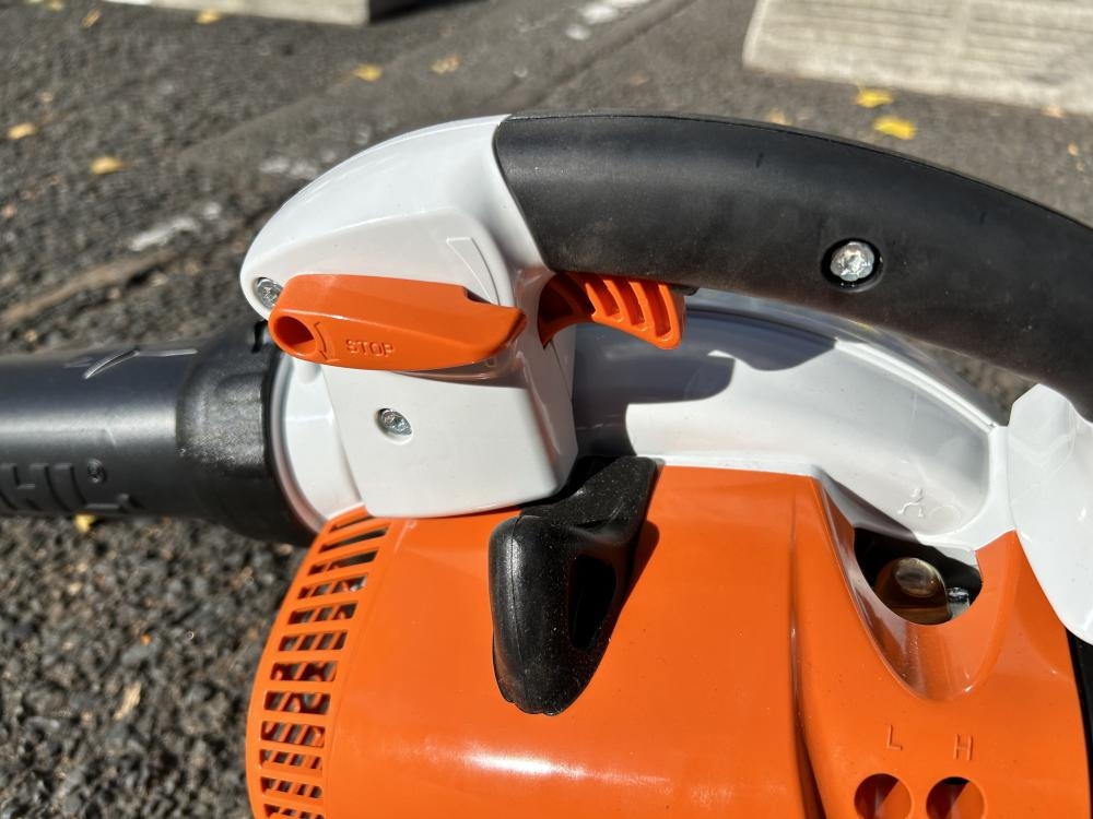 STIHL エンジンブロワ BG86Cの中古 中古A(美品) 《東京・調布》中古工具販売の専門店│ ツールオフ調布店 ｜中古工具販売のツールオフ