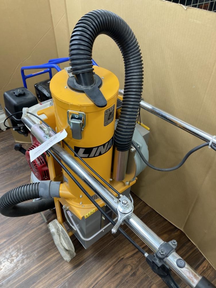 ライナックス 床研削機 エンジン式 K-300Nの中古 中古B使用感 ライナックス 床研削機 エンジン式 K-300Nの中古 中古B使用感