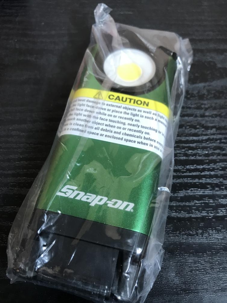 Snap-on スナップオン 充電式ライト ECSPE102Gの中古 未使用品