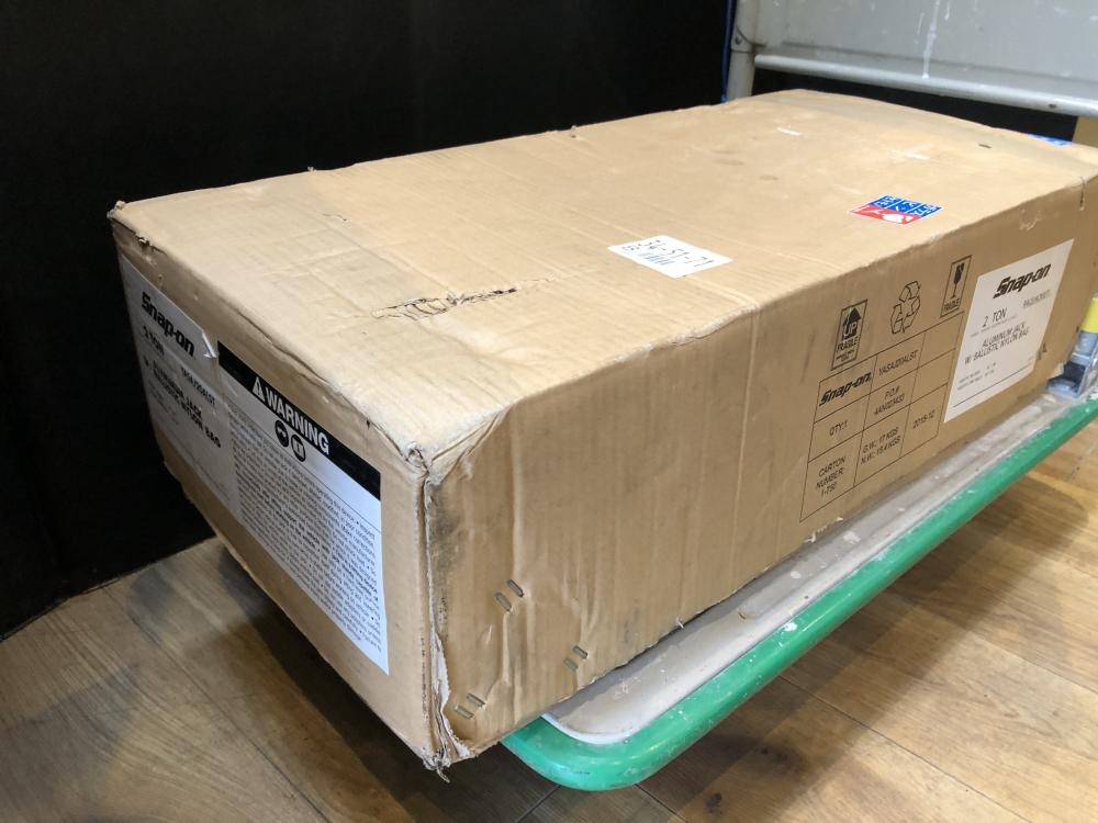 【引取限定】スナップオン　YASAJ20ALST　アルミニ有無2トン　ジャッキ【ハンズクラフト八幡西店】 スナップオン Snap-on 2トンジャッキ YASAJ20ALSTの中古 中古A(美品