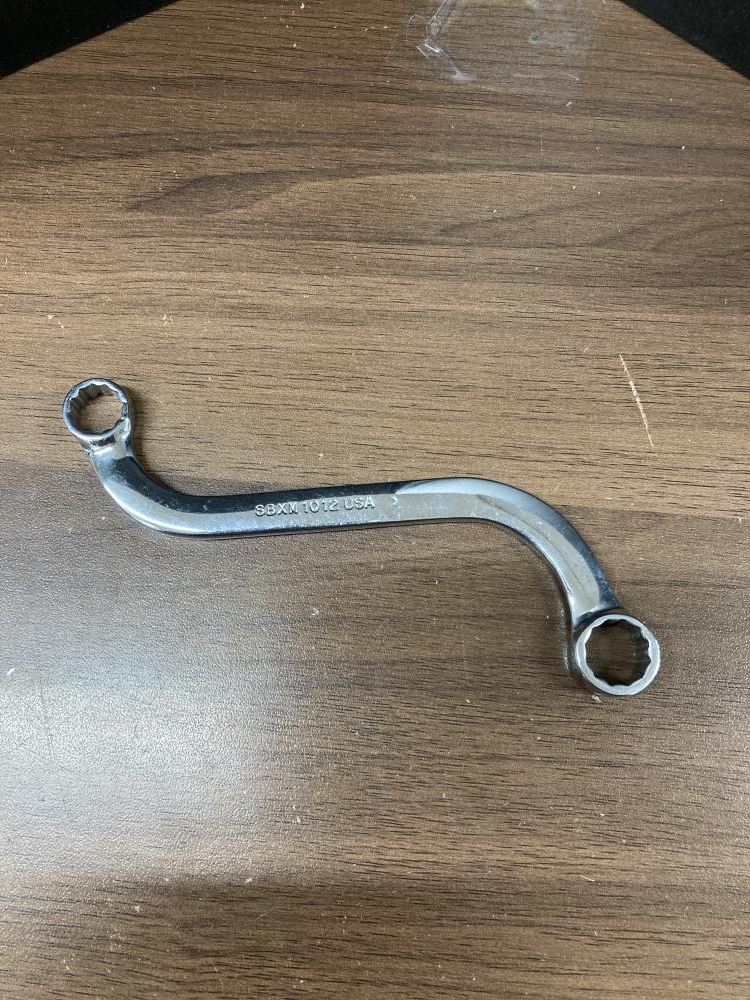 Snap-on S字メガネレンチ SBXM1012 旧ロゴの中古 中古B使用感あり Snap-on S字メガネレンチ SBXM1012 旧ロゴの中古 中古B使用感あり