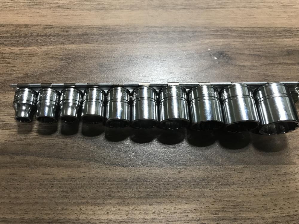 スナップオン　シャロー3/8 未使用 美品】スナップオン(Snap-on) 3/8SQ インチシャローソケット