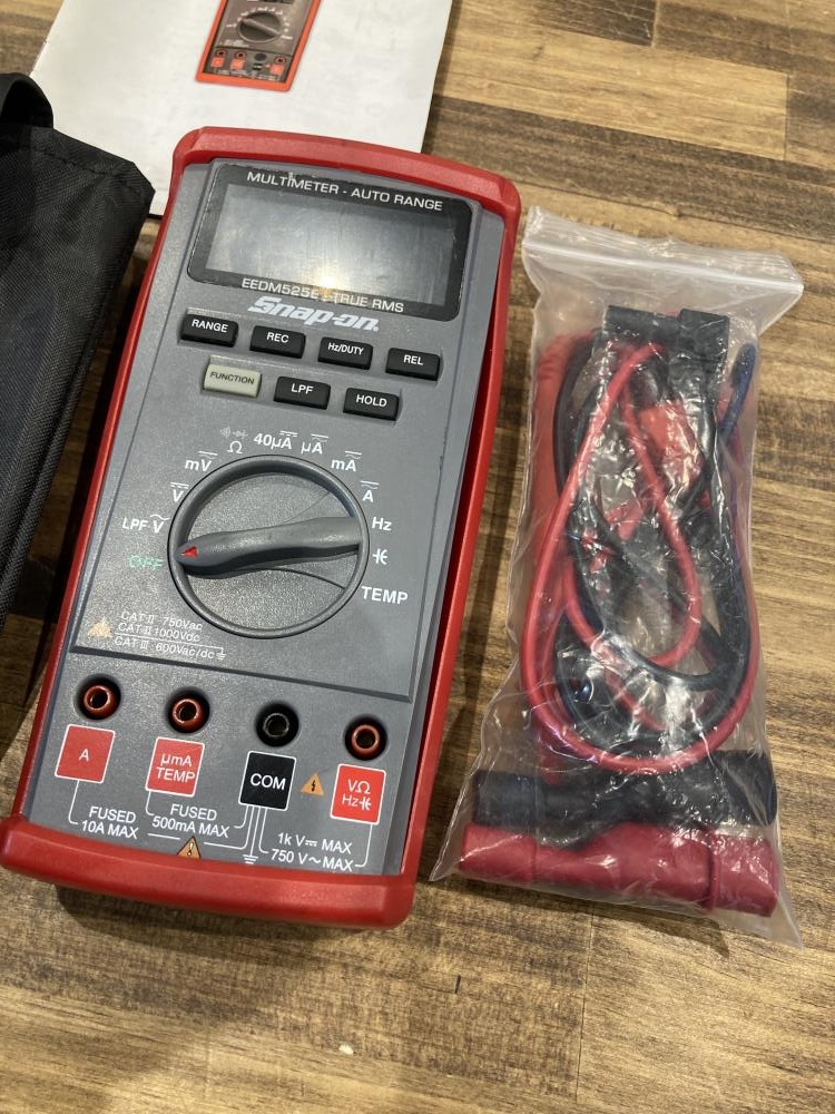 Snap-on デジタルマルチメータ EEDM525Eの中古 中古C傷汚れあり 《千葉》中古工具販売の専門店│ ツールオフ千葉幕張店  ｜中古工具販売のツールオフ