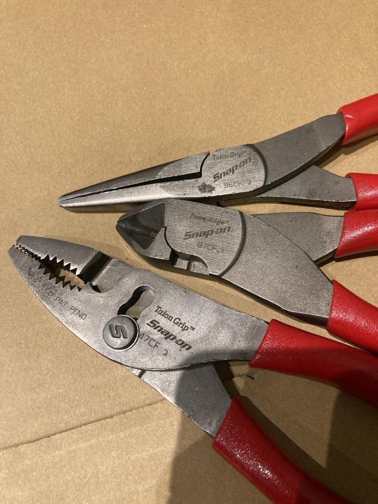 【中古】スナップオン Snap-on 型番不明 プライヤー 3点セット【ハンズクラフト佐賀】 スナップオン プライヤーカッター3点セット PL300CFOの中古 中古C傷