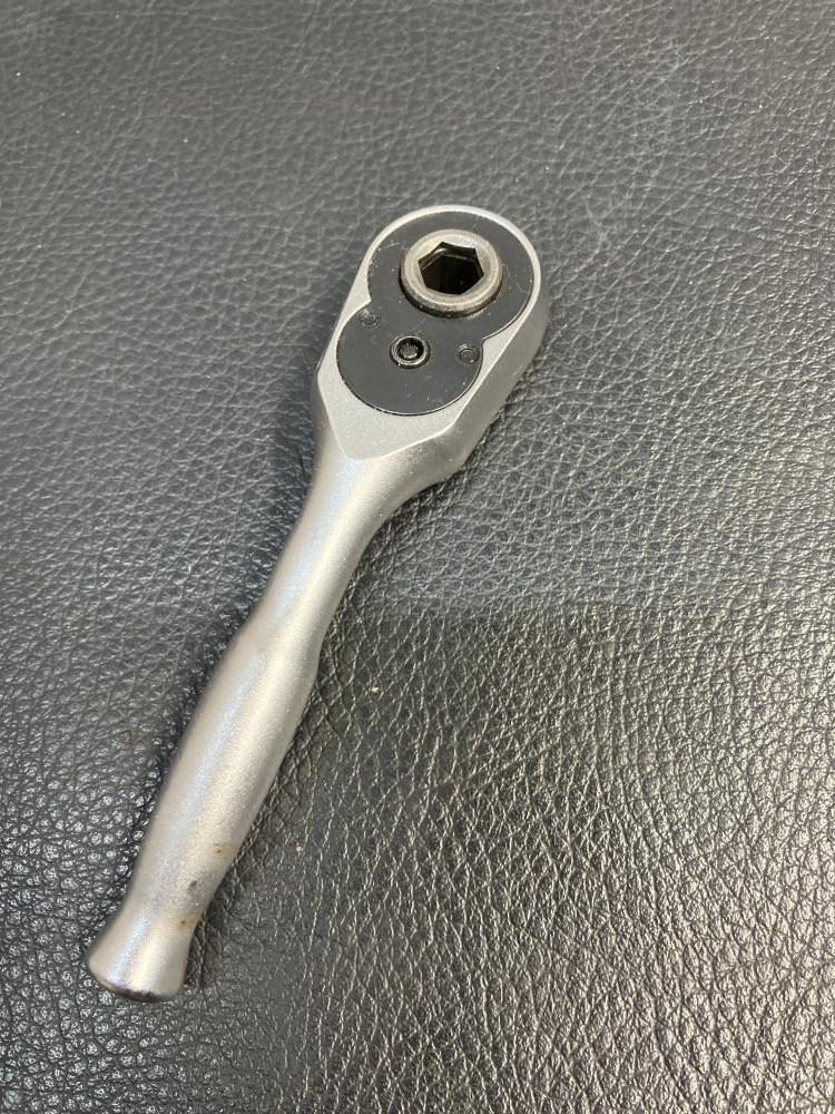 HAZET 6.3mmショートラチェットハンドル 863MBの中古 中古B使用 HAZET 6.3mmショートラチェットハンドル 863MBの中古 中古B使用