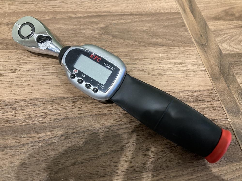 KTC デジラチェ GEK060の中古 中古C傷汚れあり 《宮城・仙台》中古工具 