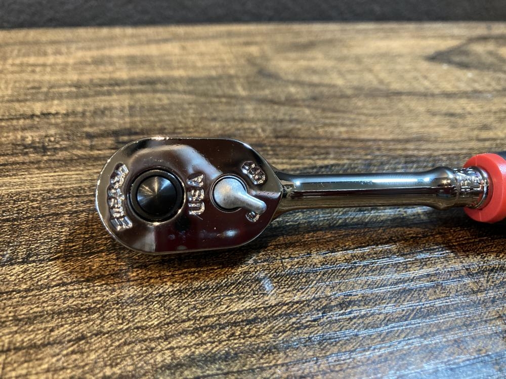 Snap-on グリップ付プッシュリリーススタンダードラチェット Snap-on グリップ付プッシュリリーススタンダードラチェット