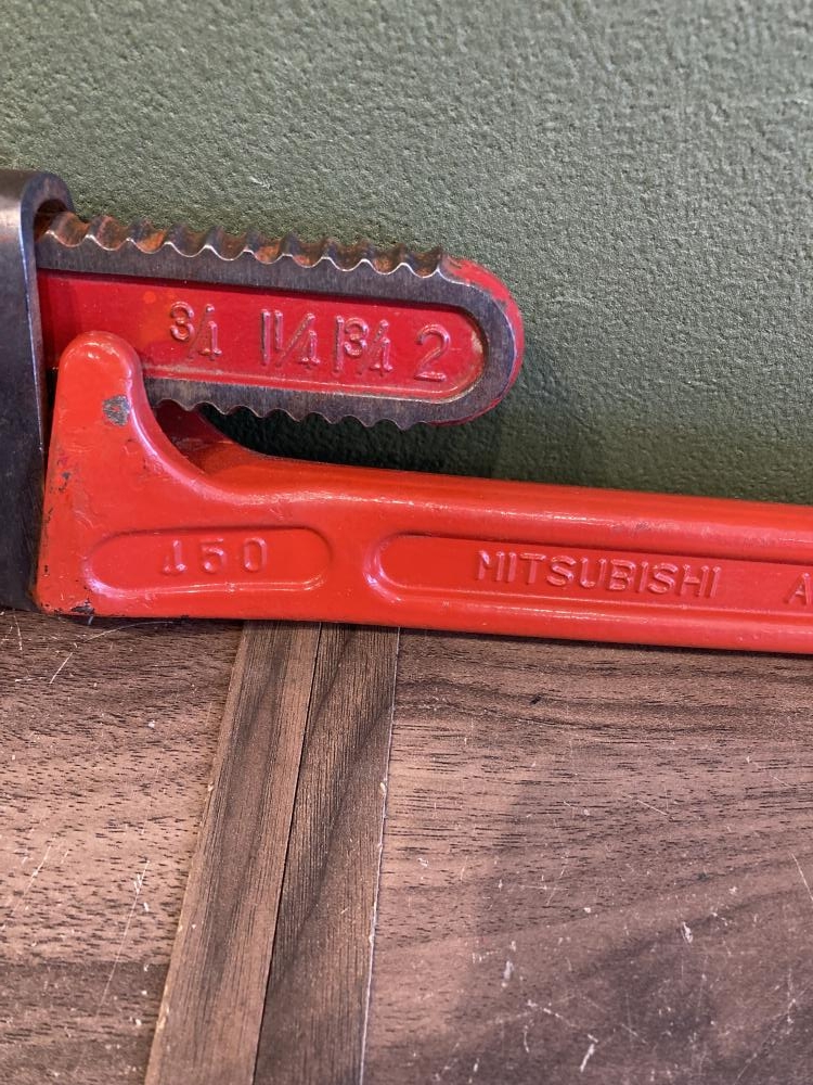 三菱重工 パイプレンチ 350mm 赤 工具 MITSUBISHI HEAVY INDUSTRIES 中古 MITSUBISHI パイプレンチ 450の中古 中古C傷汚れあり 《宮城・仙台