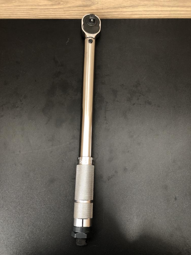 アストロプロダクツ アストロプロダクツ 3/8プリセット型トルクレンチ TQ736の中古 中古C傷