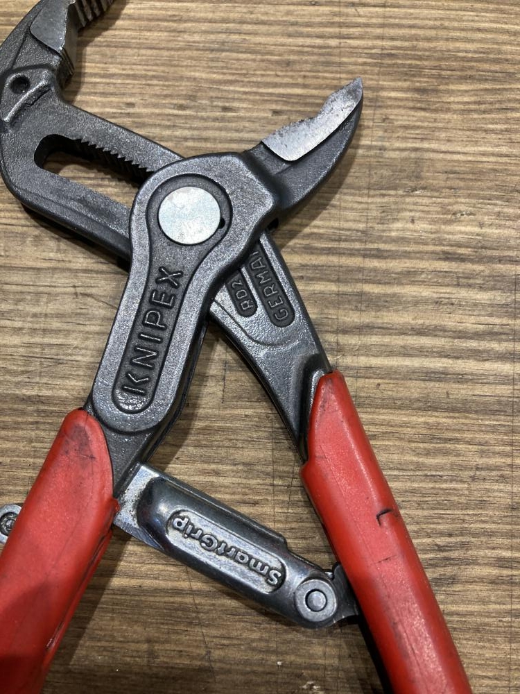 【中古】KNIPEX ｸﾆﾍﾟｯｸｽ　SmartGrip　ｽﾏｰﾄｸﾞﾘｯﾌﾟ　85　01　250　ｳｫｰﾀｰﾎﾟﾝﾌﾟﾌﾟﾗｲﾔｰ KNIPEX クニペックス スマートグリップウォーターポンプ