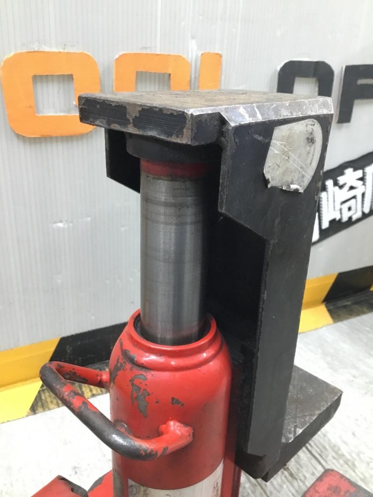 ダイキ DHS-2.5E 油圧式ジャッキ【野田愛宕店】【店頭取引限定】【中古】管理番号：ITOY8QQJFN4K DHS-2.5E 防災用爪つきジャッキ ダイキ 爪荷重2.5t 【通販モノタロウ】