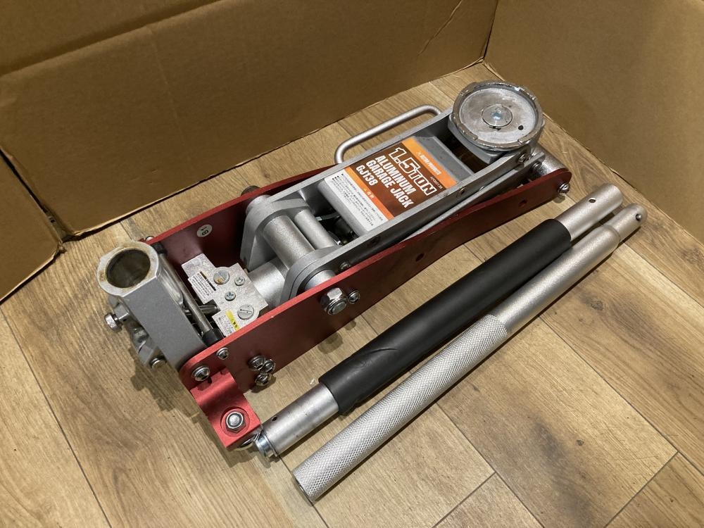 アストロプロダクツ アルミニウムガレージジャッキ AP060138の中古