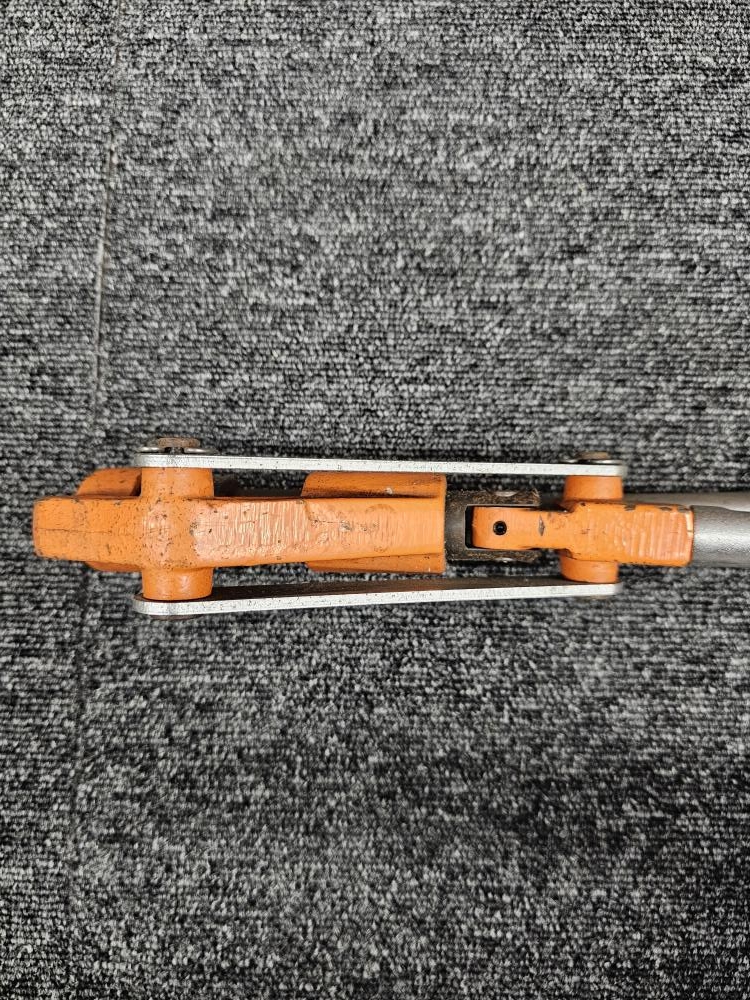 ネグロス電工 手動パンチャー MAK-MHSの中古 中古B使用感あり 《大阪