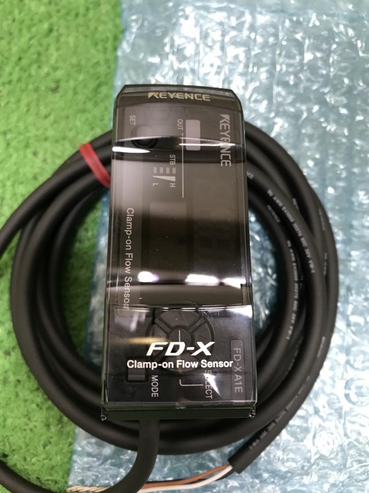 KEYENCE クランプ式流量センサ FD-XA1Eの中古 未使用品 《神奈川・厚木》中古工具販売の専門店│ ツールオフ厚木店  ｜中古工具販売のツールオフ