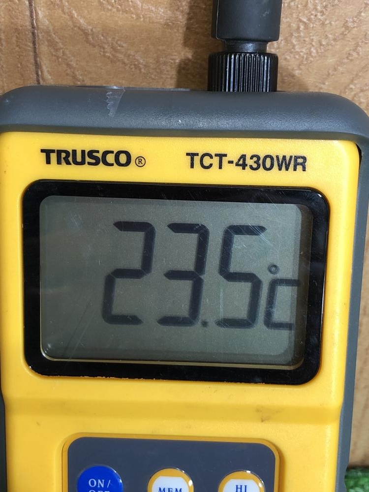 TRUSCO トラスコ 防水デジタル温度計 TCT-430WRの中古 中古C傷汚れあり