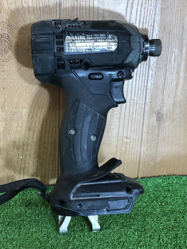 マキタ makita 充電式インパクトドライバ TD138Dの中古 中古C傷汚れ