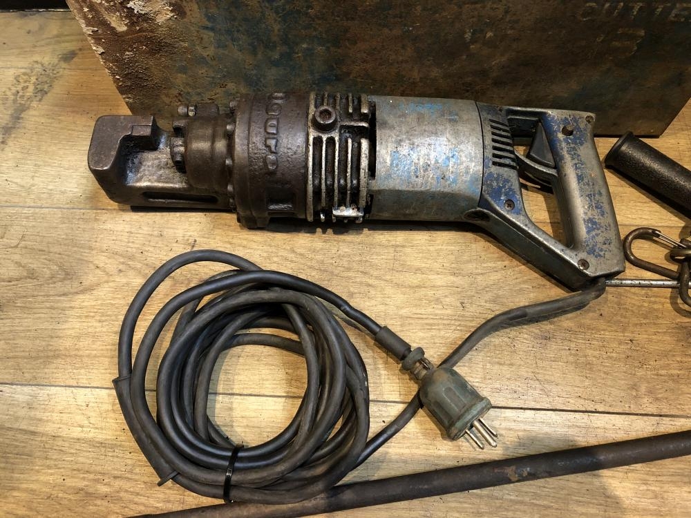 オグラ Ogura 電動油圧式鉄筋カッター HBC-13の中古 ジャンク 《埼玉