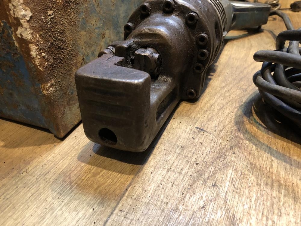 オグラ Ogura 電動油圧式鉄筋カッター HBC-13の中古 ジャンク 《埼玉