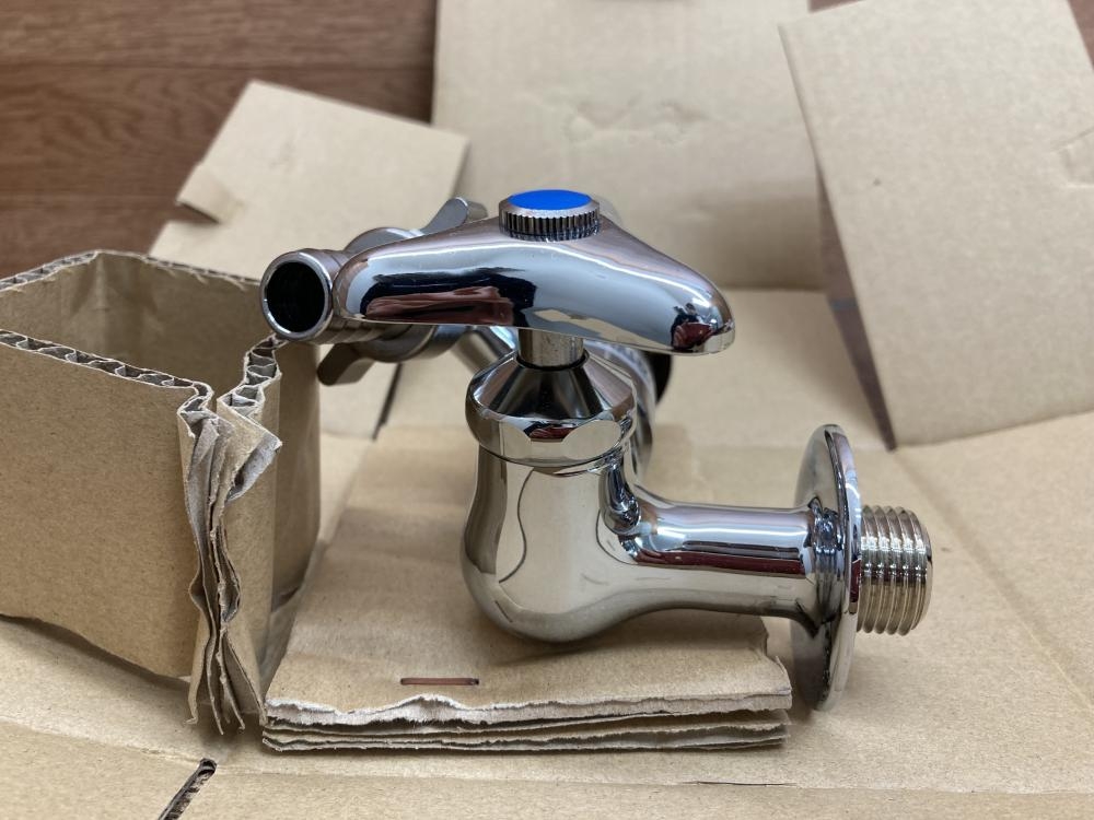 TOTO 横水栓13 T38S13V23Cの中古 未使用品 《群馬・高崎》中古 TOTO 横水栓13 T38S13V23Cの中古 未使用品 《群馬・高崎》中古