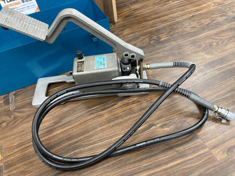 イズミ 足踏み油圧ヘッド分離式工具ポンプ部 13号 S-1の中古 ジャンク
