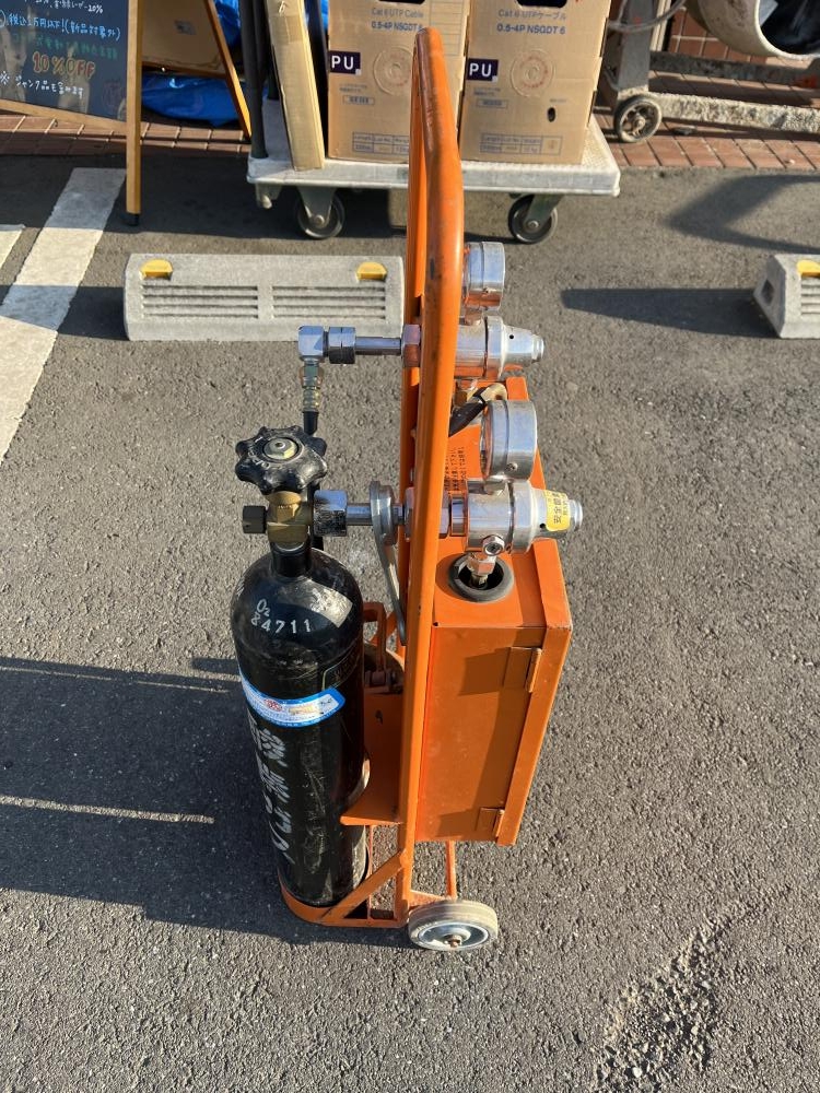 カミマル ガス溶接セット KS運搬車 KSパンダの中古 中古C傷汚れあり カミマル ガス溶接セット KS運搬車 KSパンダの中古 中古C傷汚れあり