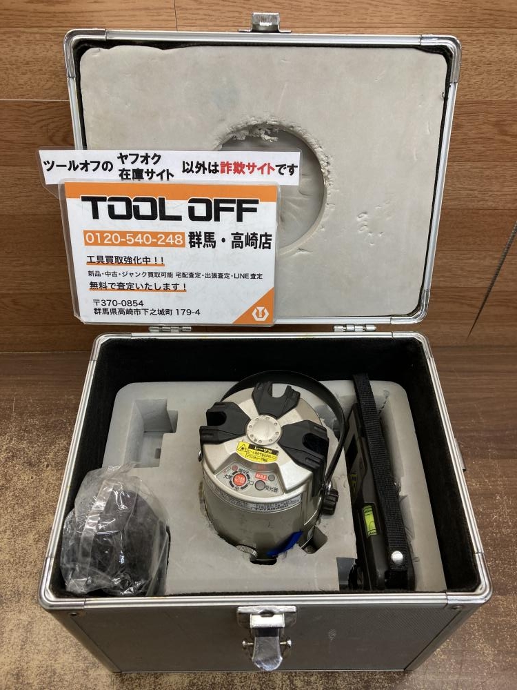 マックス MAX レーザー墨出器 LA-402の中古 中古B使用感あり 《群馬