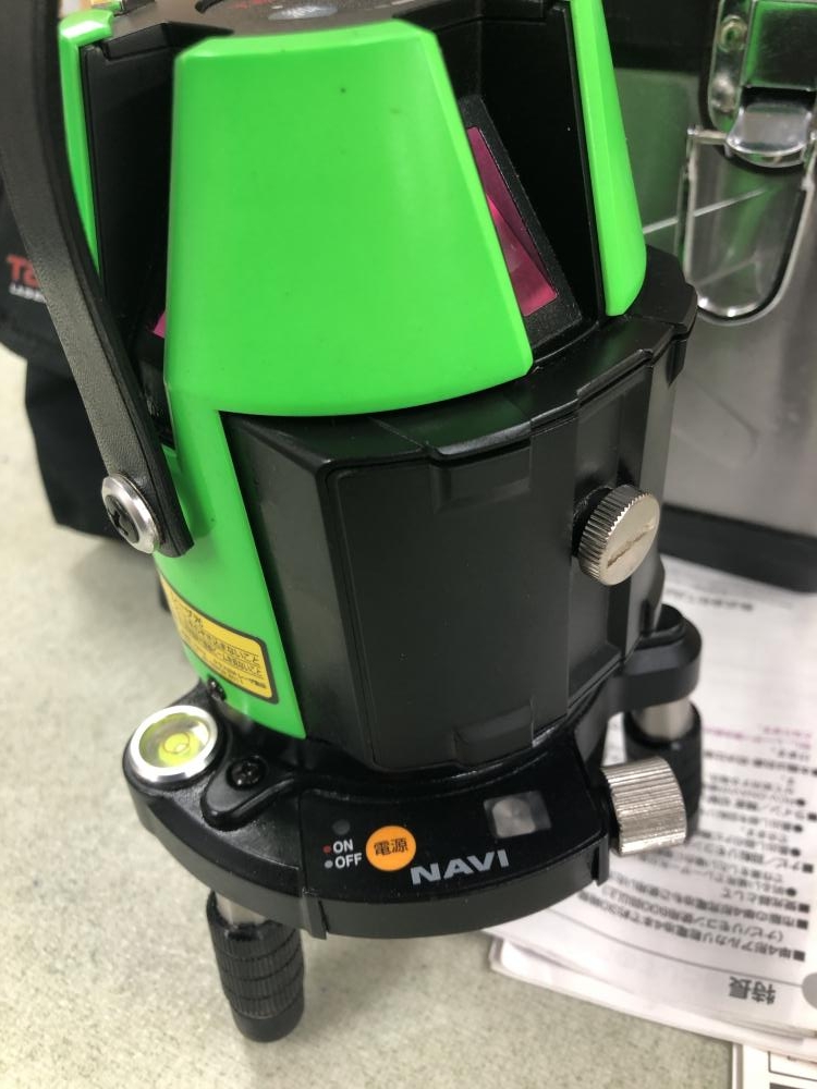 タジマ ZEROGS グリーンレーザー墨出し器【市川行徳店】【店頭取引限定】【中古】管理番号：IT7LCRSDQIYE TAJIMA タジマ グリーンレーザー墨出し器 矩十字・横全周（充電池