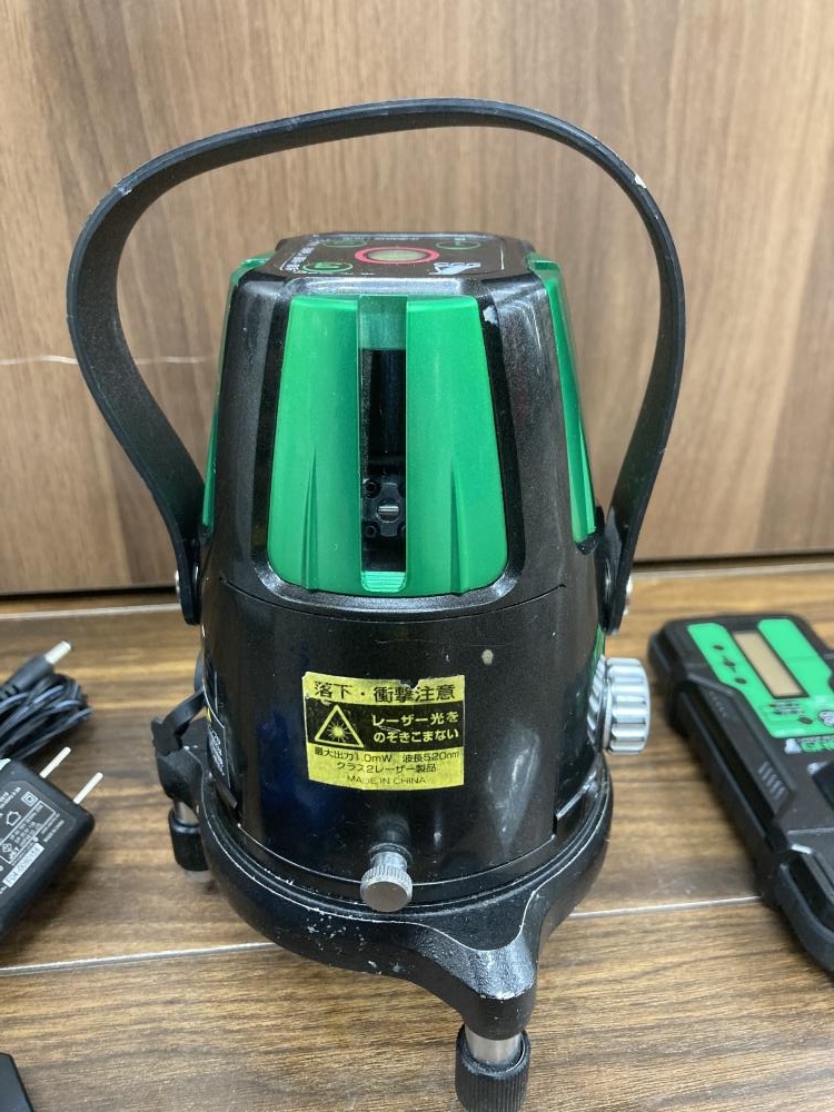 シンワ グリーンレーザー墨出し器 レーザーロボグリーン 78276の中古